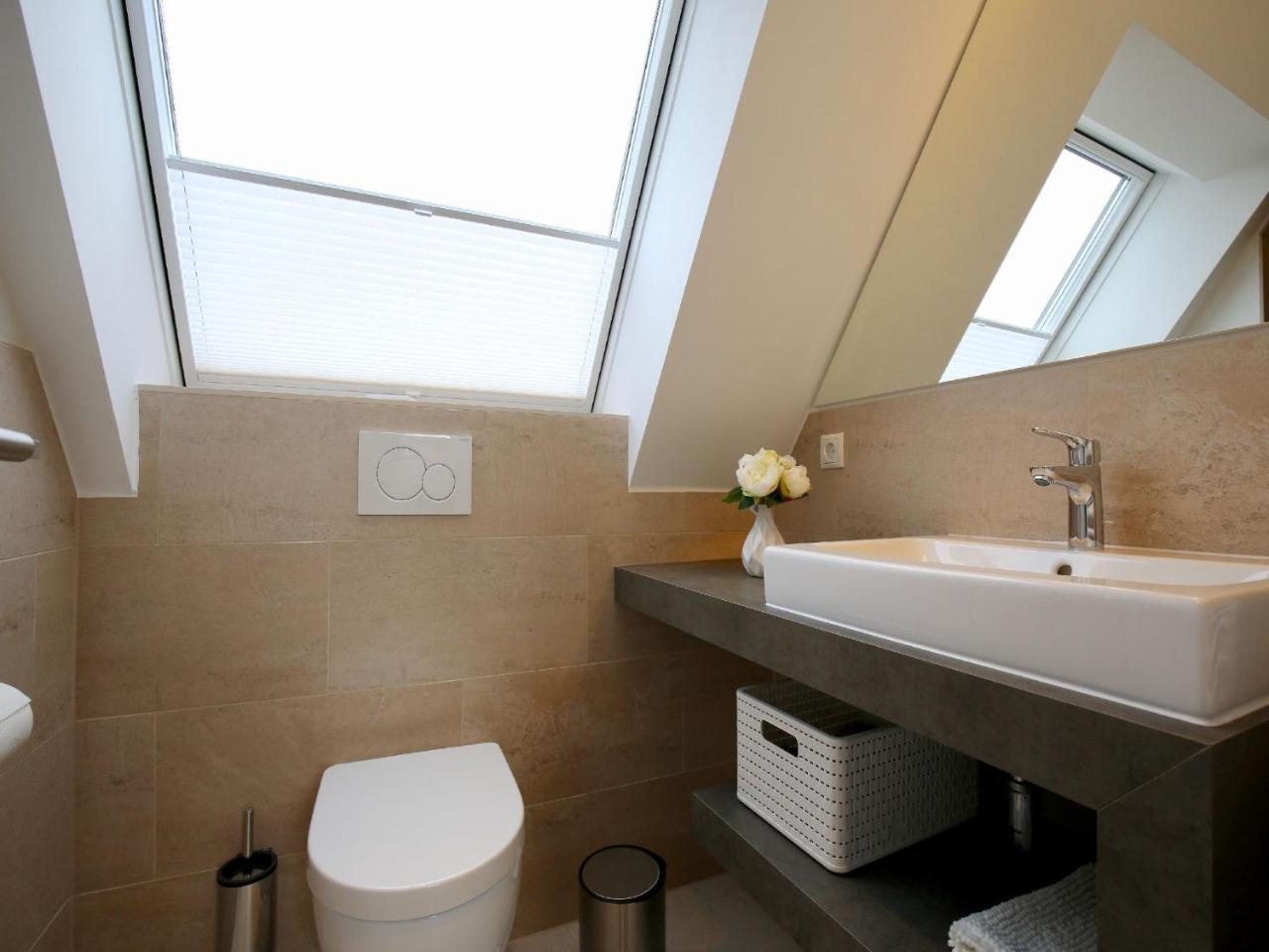 Charlotte 48 - Wunderschoene Ferienwohnung Mit Balkon Und Sauna Wangerooge Exterior foto